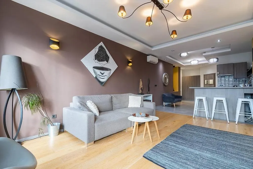 Midtown Artistic Apartment Budapest