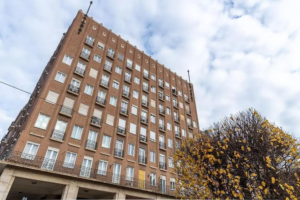 Midtown Artistic Apartment Budapest 0*,  Hungary